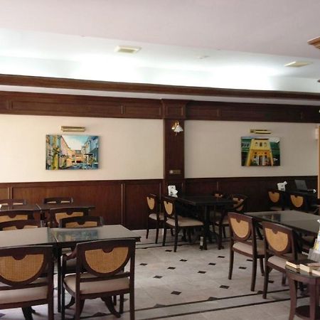 Rattana Mansion Hotel Phuket ภายนอก รูปภาพ