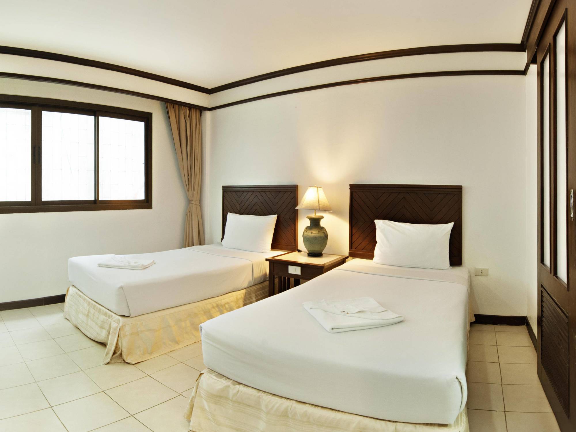 Rattana Mansion Hotel Phuket ภายนอก รูปภาพ