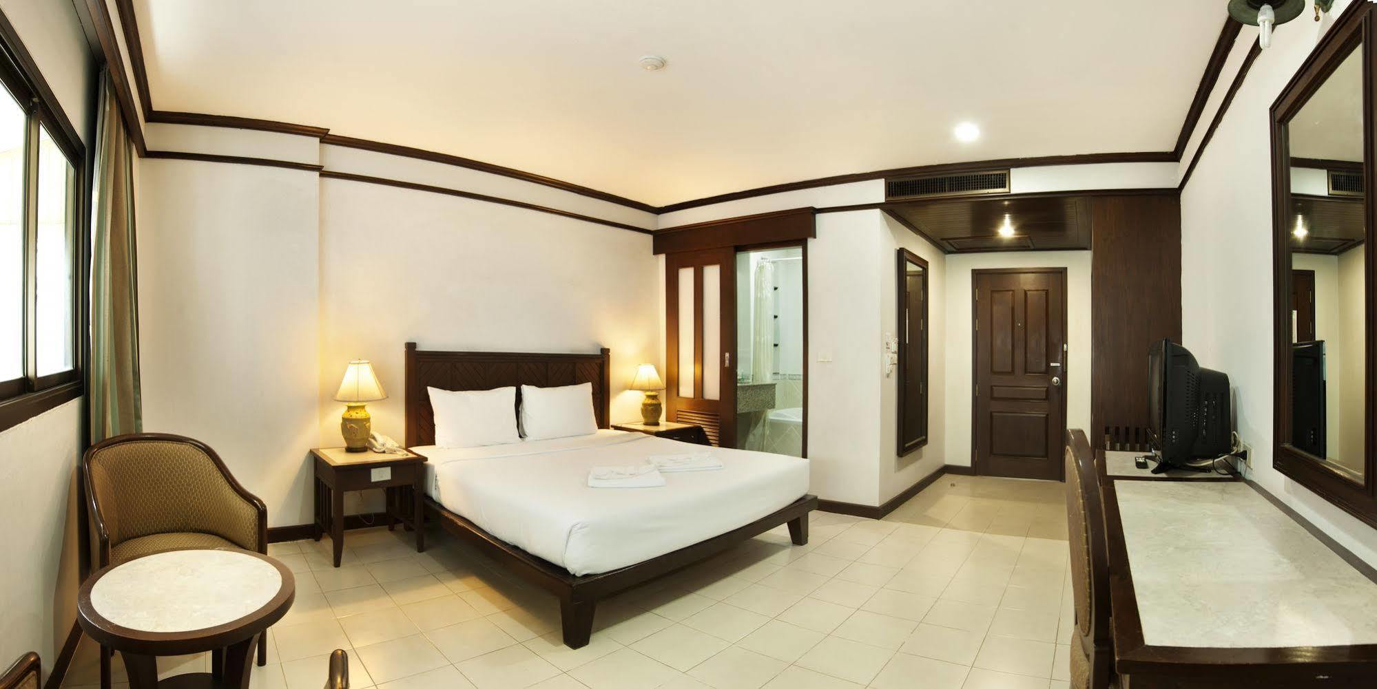 Rattana Mansion Hotel Phuket ภายนอก รูปภาพ