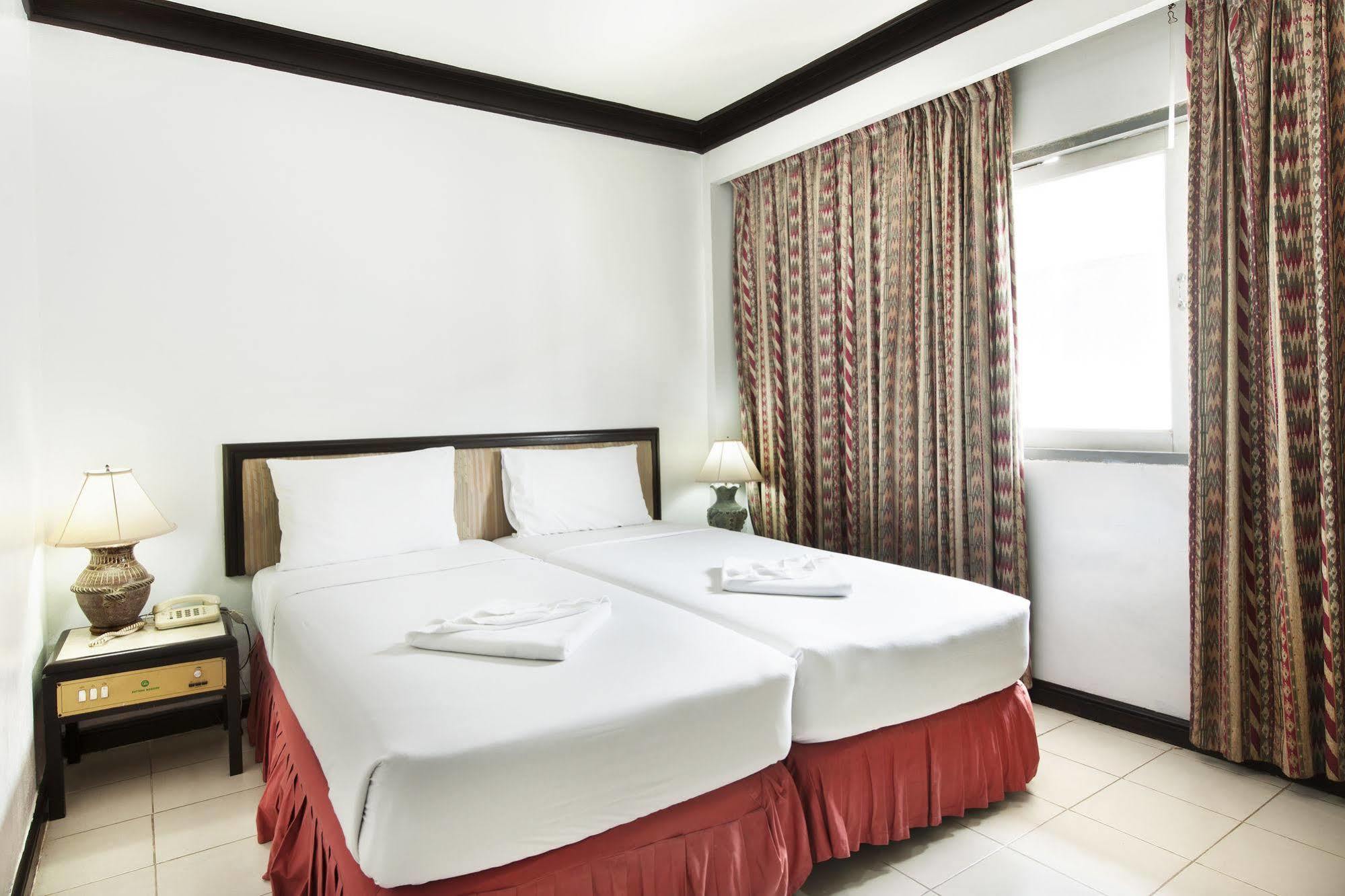 Rattana Mansion Hotel Phuket ภายนอก รูปภาพ